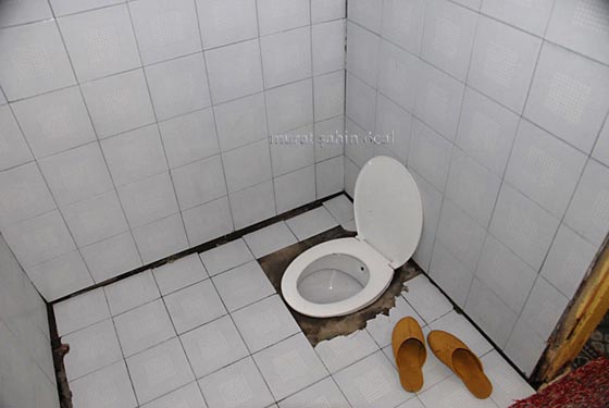 توالت فرنگی ایرانی